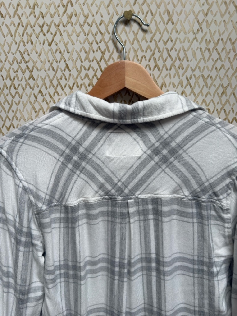 Rails Hunter Plaid Button Down Shirt White Gray Soft Flannel-Style Top XS - Picture 5 of 9